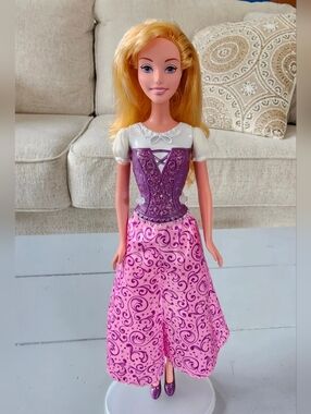 Mattel Disney Sleeping Beauty Princess Aurora Barbie Doll HTF